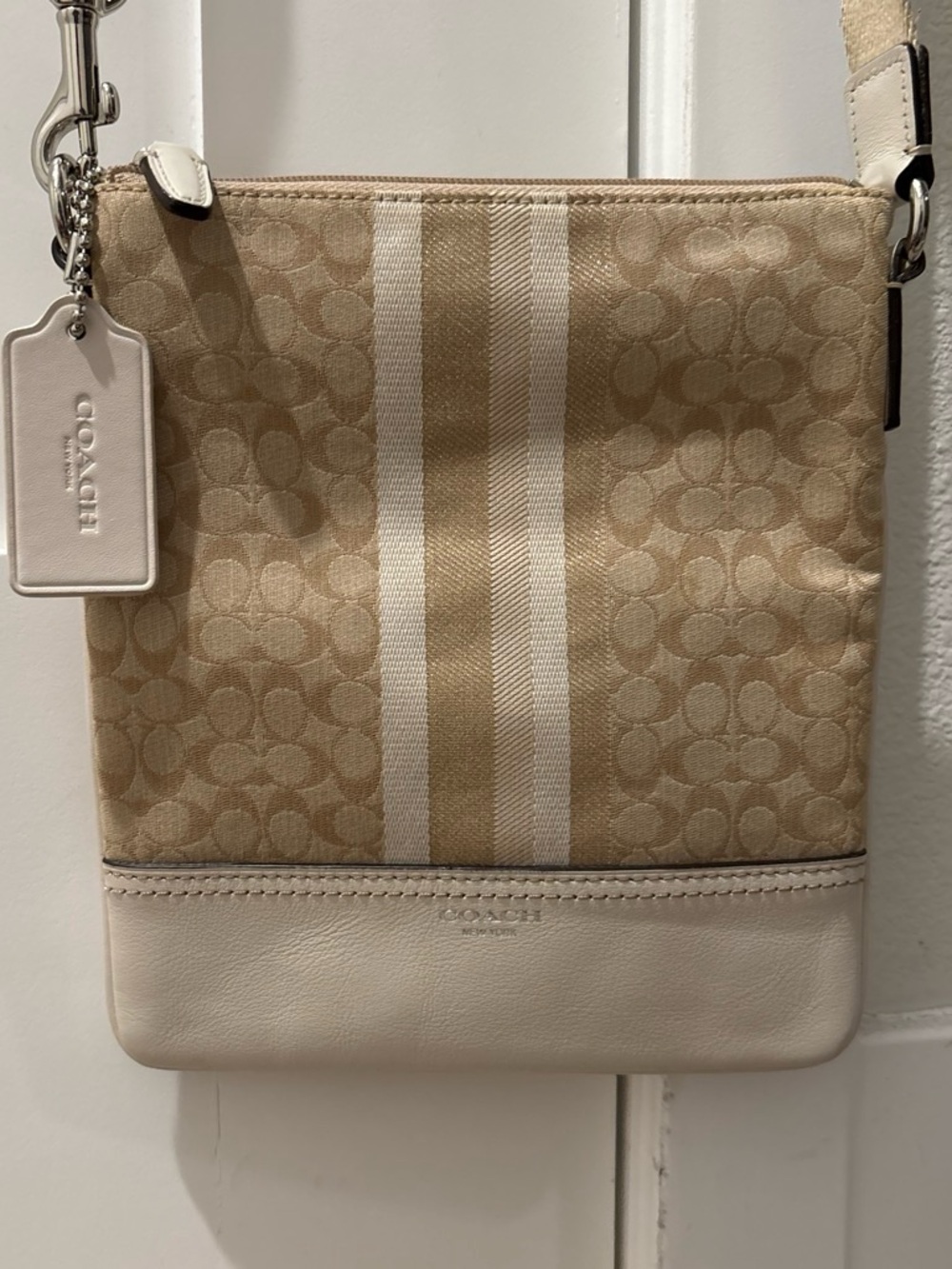 Coach NEW Beige and Cream Signature Stripe Crossbody